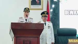 Cen Sui Lan, Bupati Natuna didampingi Jarmin SE, Wakil Bupati Natuna 