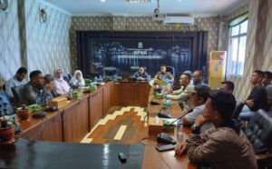 PPPK Anambas Perwakilan Aliansi Tenaga Honorer Anambas mengikuti audiensi bersama Komisi I DPRD dan BKPSDM Kabupaten Kepulauan Anambas