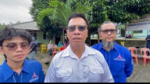 Bupati Anambas aneng didampingi Ketua DPC Partai Demokrat Delta dan Anggota DPRD Anambas Hino Paisal saat sesi wawancara