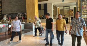 Bupati Aneng di dampingi Tenaga Ahli Bupati Remon di Hotel