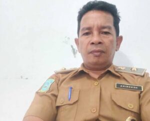 Kades Kuala Maras Hendrika