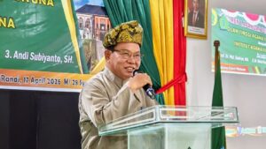 Ketua STAI Natuna, Dr. H. Umar Natuna, S.Ag., M.Pd.I saat memberikan sambutan pada kegiatan Asesmen Lapangan Perubahan Bentuk STAI Natuna untuk menjadi Institut Agama Islam Natuna