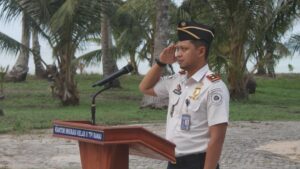 Kepala Kantor Imigrasi Kelas II TPI Ranai Wahyu Purwanto