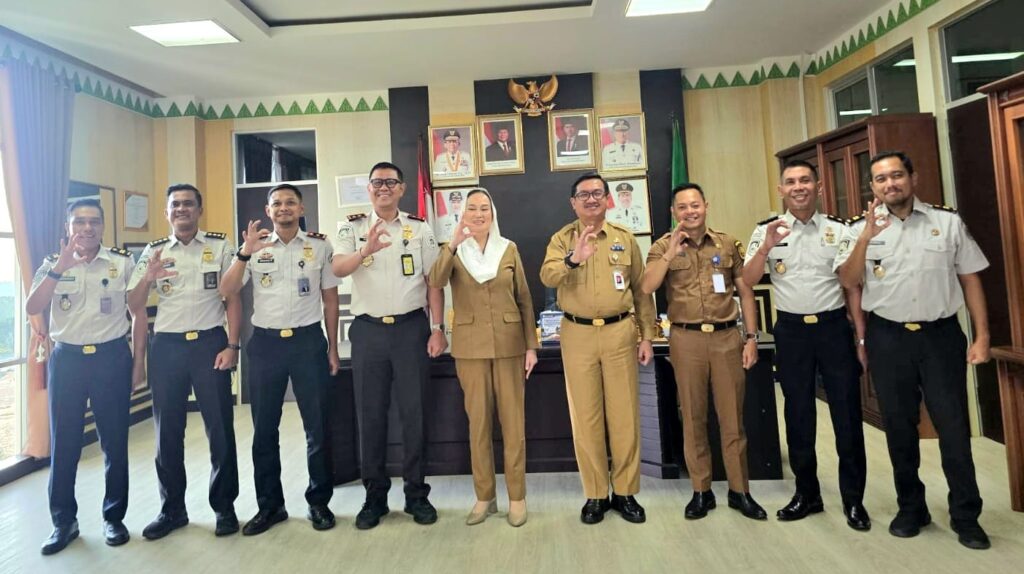 Poto bersama Buoati Natuna
