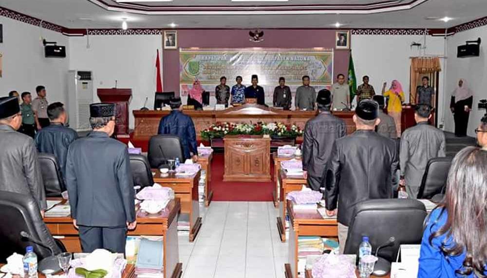 Rapat Paripurna DPRD Natuna Dengan Agenda Penyampaian Pandangan Akhir Fraksi–fraksi DPRD Tahun Anggaran 2018