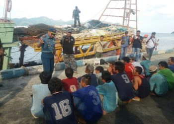 KRI Wiratno 379 Tangkap KIA Vietnam Ditepi Barat Laut Tarempa