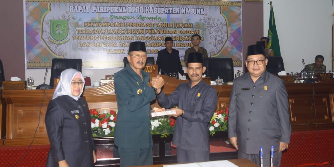Alami Defisit 31,6 Milyar, APBD Perubahan Natuna 2018 Ditetapkan Sebesar Rp. 983,5 Milyar