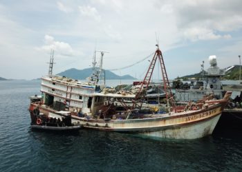 KRI WIRATNO – 379 KEMBALI AMANKAN KIA VIETNAM DI LAUT NATUNA UTARA