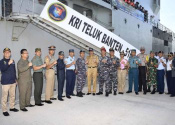 Bupati H. A. HAmid Rizal Sambut Kunjungan Operasi Jalayudha 2018 Di Paslabuh AL Natuna