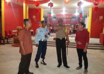 AKBP Nugroho, Polres Natuna Tinjau Keamanan Malam Perayaan Imlek Kelenteng Fuk De Chi Penagi