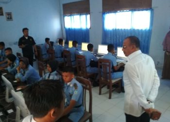 Bupati Hamid Rizal, Tinjau Pelaksanaan UNBK Hari Pertama Sekolah Kejuruan