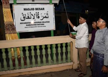 Sekda Natuna Resmikan Masjid Besar Tsamaratul Infaq Bungsel