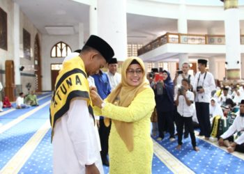 Lepas 117 Orang JCH Natuna, Wabup Ngesti Do’akan Menjadi Haji Mabrur