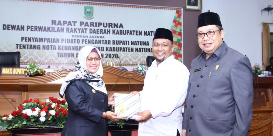 Wabup Ngesti Sampaikan Nota RAPBD Natuna T.A 2020 Sebesar 1,35 Teriliyun