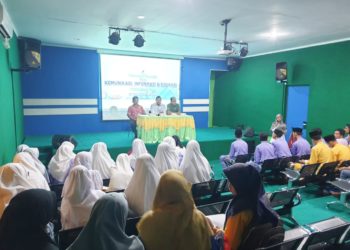 Satnarkoba Polres Natuna Dampingi BPOM Batam Lakukan Edukasi Tentang Obat dan Nafza Ke-pelajar