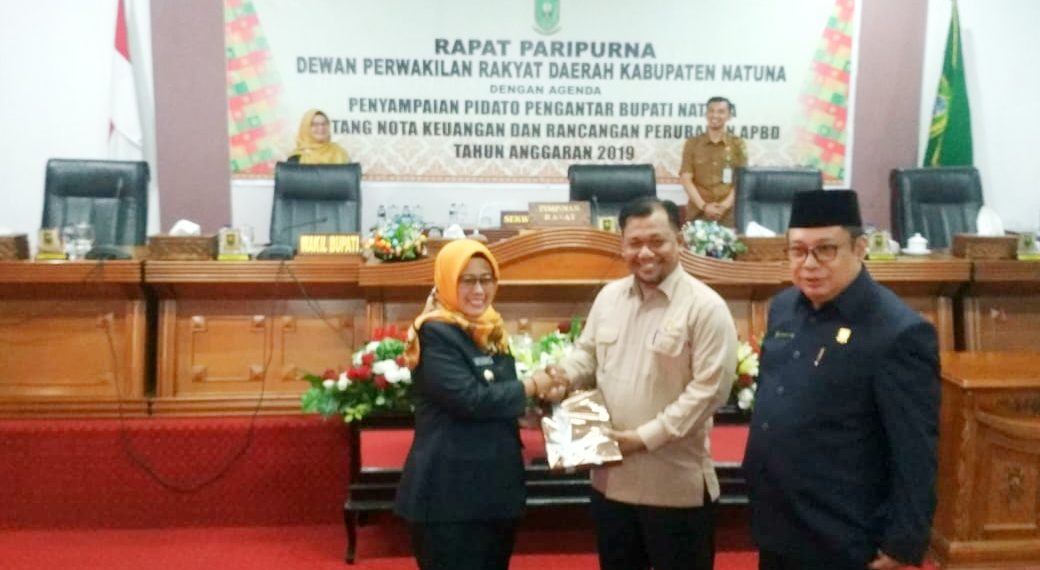 Wabup Ngesti Bacakan Nota Keuangan RPAPBD T.A 2019
