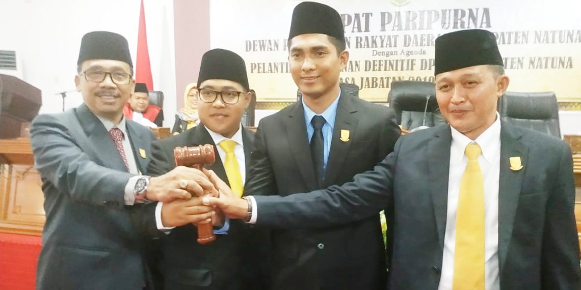 Andes Putra, Jarmin dan Daeng Ganda Resmi Dilantik Sebagai Pimpinan Defenitif DPRD Natuna Periode 2019 – 2024