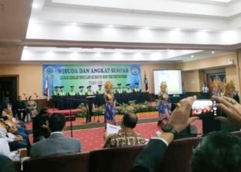 Bupati Natuna Hamid Rizal, Hadiri Wisuda STIKES Hangtuah