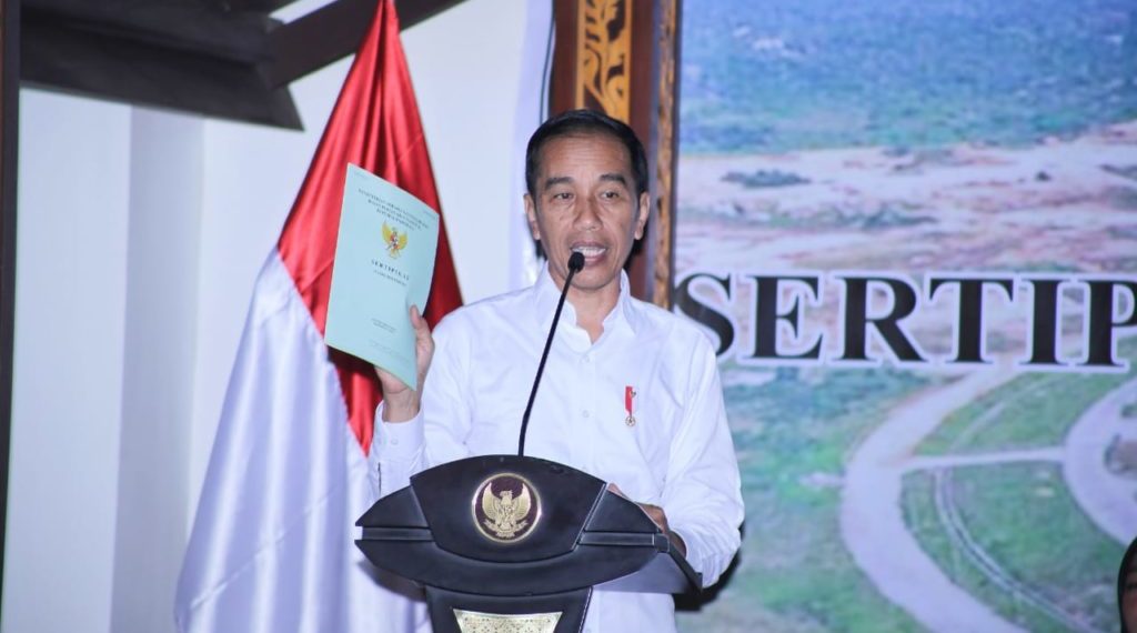 Presiden RI Joko Widodo Serahkan Sertifikat Tanah Kepada Masyarakat Natuna
