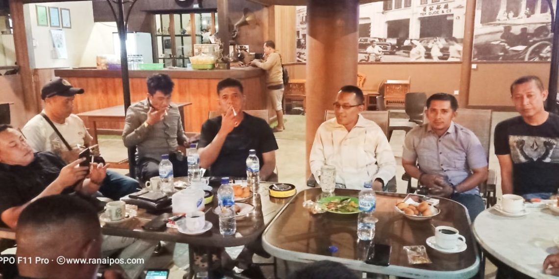 Malam Terakhir di Natuna, AKBP Nugroho Ngopi Bareng Insan Pers