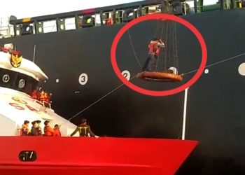 Basarnas Natuna Evakuasi Seorang ABK MT. Maran Capricorn