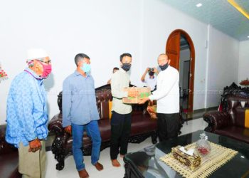 Bupati Natuna Terima Bantuan 400 Paket Sembako dari PT. SSU