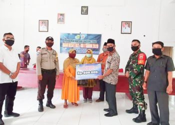 Wabup Natuna Hadiri Penyaluran BLT-DD Tahun 2020, Desa Sungai Ulu