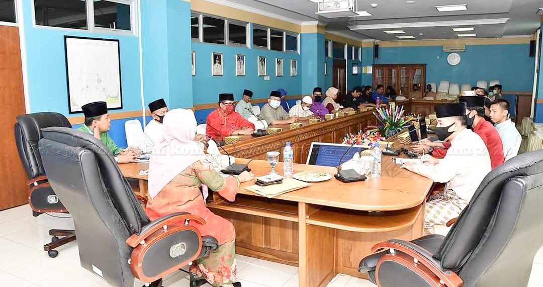 Dra. Hj. Ngesti, Pimpin Rakor FKB Kabupaten Natuna Tahun 2020