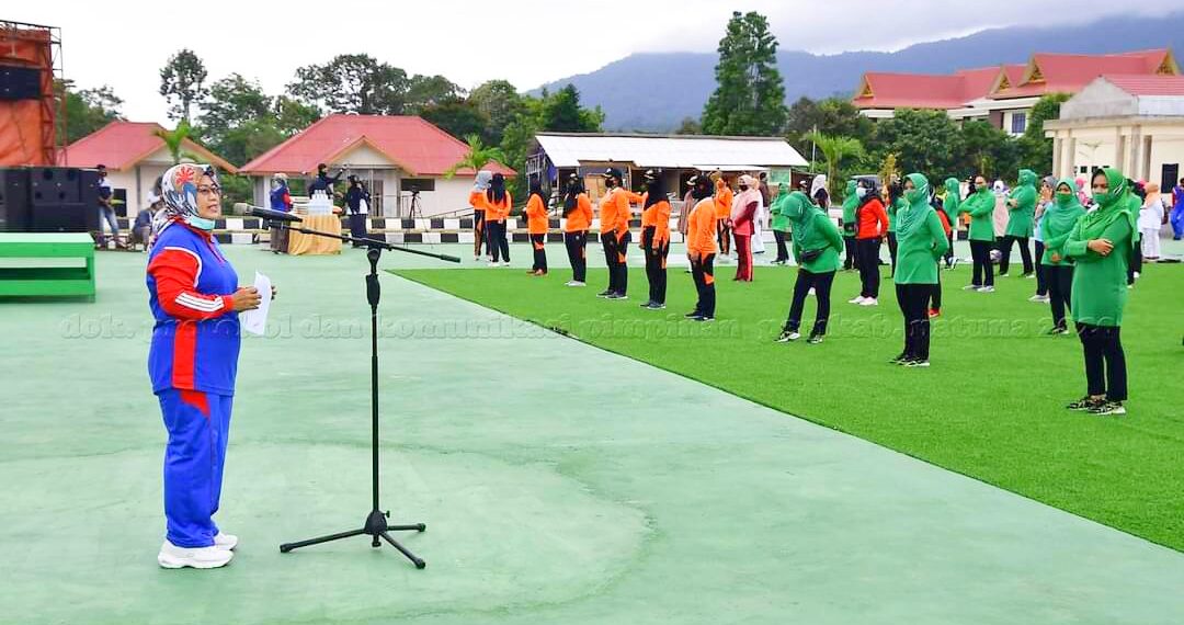 Hj. Ngesti : Dampak Pandemi Covid-19, Meski Natuna Masih Dalam Kondisi Zona Hijau, Tidak Harus Membuat Masyarakat Terlena