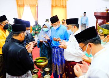 Bupati Natuna Drs. H. A. Hamid Rizal ; Pemerintah Daerah Terus Berupaya dan Bekerja Keras Melakukan Peningkatan pada Tata Kelola Pemerintahan