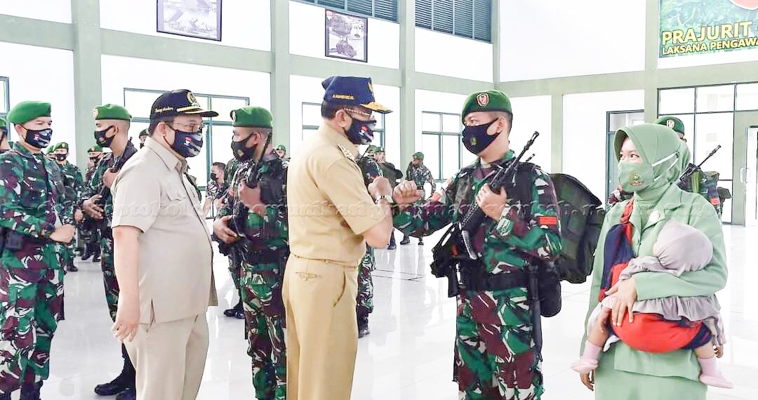 Bupati Natuna Pimpin Upacara Pemberangkatan Satgas Pengamanan Pulau Sekatung Yon Komposit I/GP