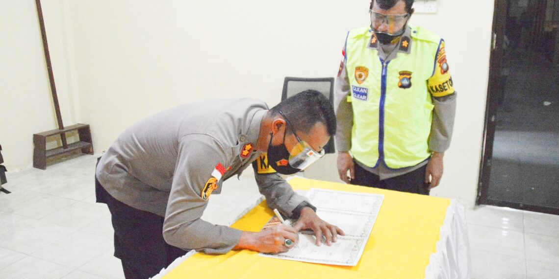 Kapolres Natuna Pimpin Pengambilan Sumpah dan Penandatanganan Pakta Integritas Rekrutmen Proaktif Penerimaan Bintara Polri T.A. 2021