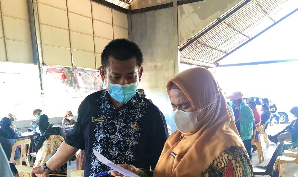 Warga Tanjung Buntung Antusias Ikut Vaksinasi
