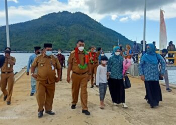 Tangkal Covid-19, Bupati Natuna Wan Siswandi Kembali Sisir Kecamatan serta Genjot Vaksinasi