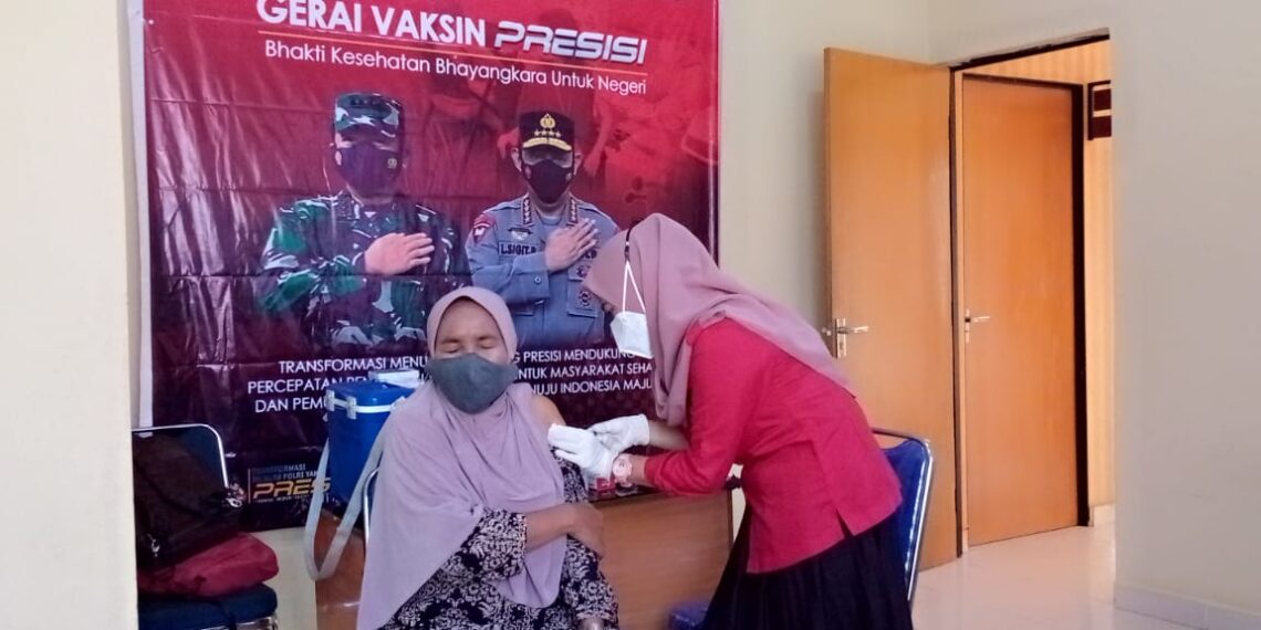 Vaksin Presisi Polsek Tanjungpinang Kota di Serbu Masyarakat Setempat