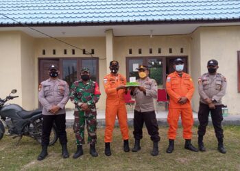 Mako Polsek Pulau Laut Didatangi Danramil dan Kanit Pos Unit Siaga SAR