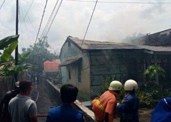 Sijago Merah Sikat Rumah Kosong