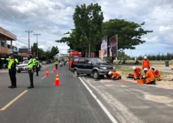 Seorang Pengendara Sepeda Digilas Roda Empat Diruas Jln Soekarno Hatta