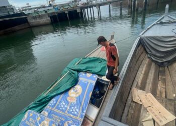 Ratusan Slop Rokok dan Miras Ilegal Diamankan BC Batam