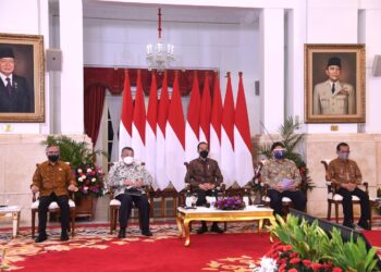 Presiden Minta Tingkatkan Nilai Tambah Sektor Pertanian dengan Ekspor dan Penyempurnaan Skema Penyaluran KUR