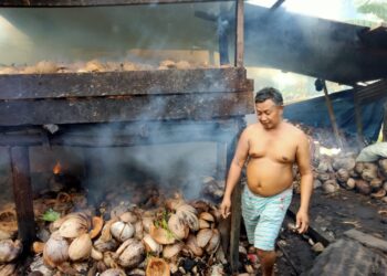 Kopra, Komoditi Unggulan Petani Natuna Yang Terabaikan