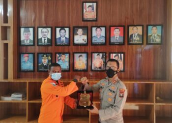 Tingkatkan Sinergitas, Kapolres Natuna Bertandang ke Kantor KPP Basarnas Natuna 