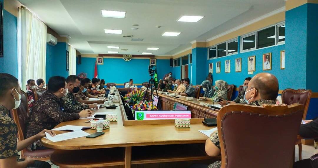 Bupati Natuna Gelar Rapat Bahas Penundaan Pilkades Serentak 8 Desa