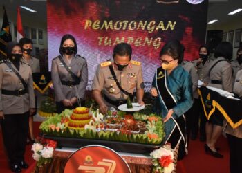 Kapolda Kepri Hadiri Shyukuran Hari Polwan Ke 73 Secara Virtual Dengan Kapolri.