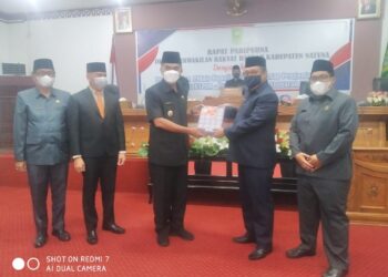 Bupati Natuna Wan Siswandi Sampai Nota APBD-P Natuna 2021 ke DPRD Sebesar Rp 1,18 Triliyun