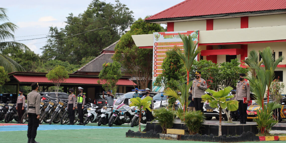 Kapolres Natuna AKBP Iwan Ariyandhy SIK MH Pimpin Apel Gelar Pasukan Operasi Selagi 2021