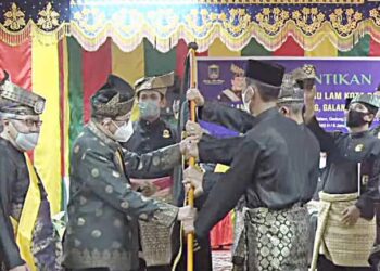 Dato’ Sri Setia Amanah Nyat Kadir, Lantik Pengurus LAM Batam