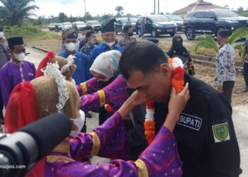 Resmikan Perumahan Nelayan Semintih, Bupati Wan Siswandi Targetkan Pembangunan Dermaga Seminteh Tahun 2023