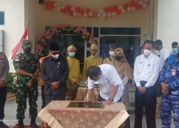 Resmikan Gedung Puskesmas Baru, Wan Siswandi Sebut Tenaga Medis Sarana Pelayanan Kesehatan Wajahnya Bupati Dan Wakil Bupati