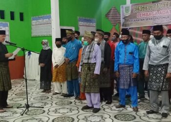 Wakil Bupati Natuna, Dato’ Rodhial Huda Kukuhkan Kepengurusan LAM Seranti
